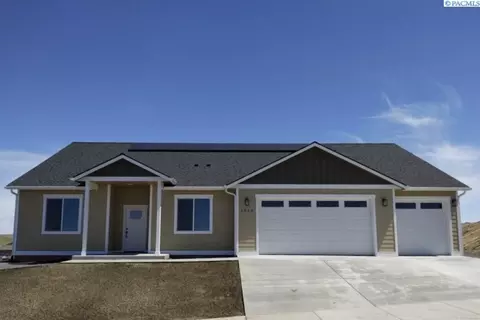 2060 NW Canyon View Dr, Pullman, WA 99163 photo 1
