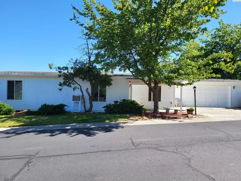 101 NW Lancer Ln, Pullman, WA 99163 photo 2