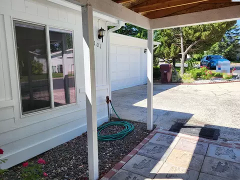 101 NW Lancer Ln, Pullman, WA 99163 photo 4