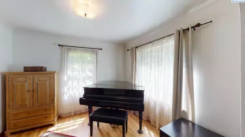 210 SE Mckenzie St, Pullman, WA 99163 photo 6