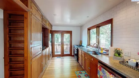 210 SE Mckenzie St, Pullman, WA 99163 photo 7