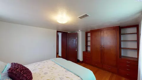 210 SE Mckenzie St, Pullman, WA 99163 photo 17
