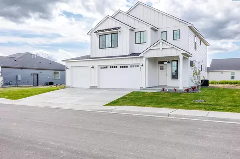 402 Ruby, Grandview, WA 98930 photo 27