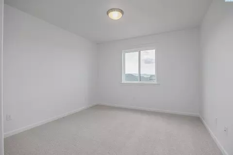 402 Ruby, Grandview, WA 98930 photo 13