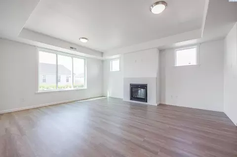 402 Ruby, Grandview, WA 98930 photo 4