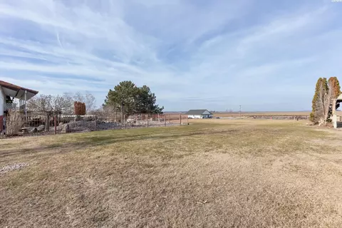 506 E Vineyard Dr, Pasco, WA 99301 photo 39