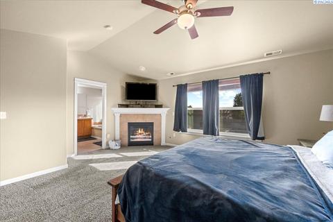 10410 Maple Dr, Pasco, WA 99301 photo 3