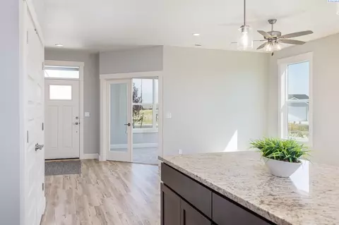 3214 E Helena St, Pasco, WA 99301 photo 12
