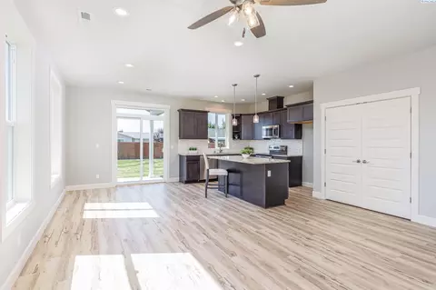 3214 E Helena St, Pasco, WA 99301 photo 11