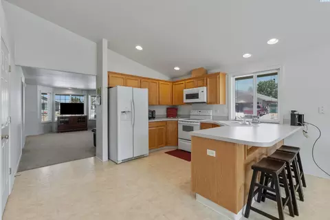 7608 Estevan Dr, Pasco, WA 99301 photo 12