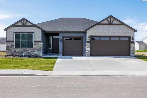 400 Ruby, Grandview, WA 98930 photo 1