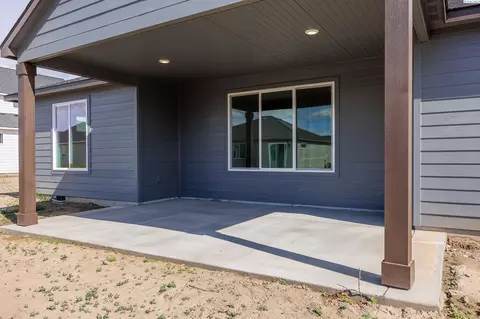 400 Ruby, Grandview, WA 98930 photo 23