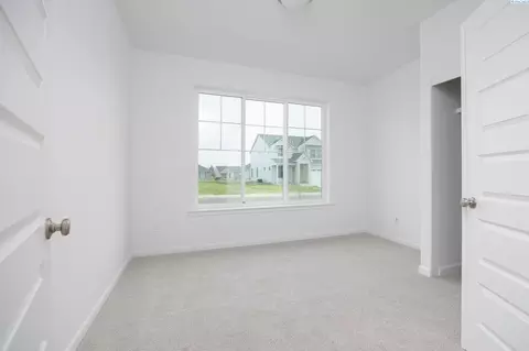 400 Ruby, Grandview, WA 98930 photo 4