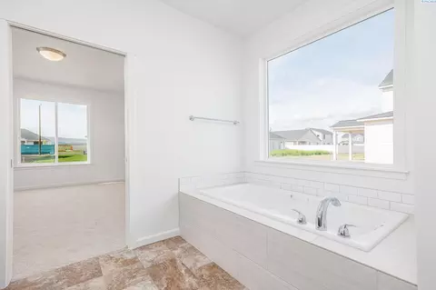 400 Ruby, Grandview, WA 98930 photo 19