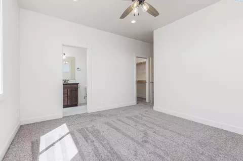 3210 E Helena St, Pasco, WA 99301 photo 16