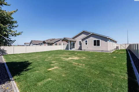 3210 E Helena St, Pasco, WA 99301 photo 24