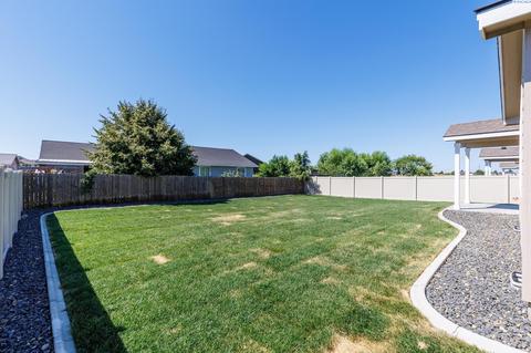 3210 E Helena St, Pasco, WA 99301 photo 23