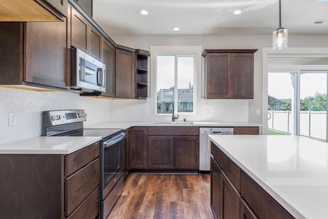 3210 E Helena St, Pasco, WA 99301 photo 9