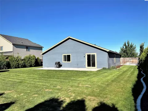 4010 Phoenix Ln, Pasco, WA 99301 photo 3