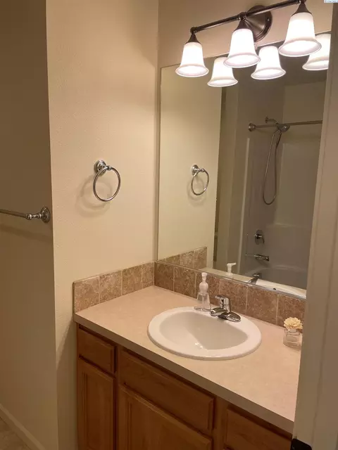 4010 Phoenix Ln, Pasco, WA 99301 photo 11