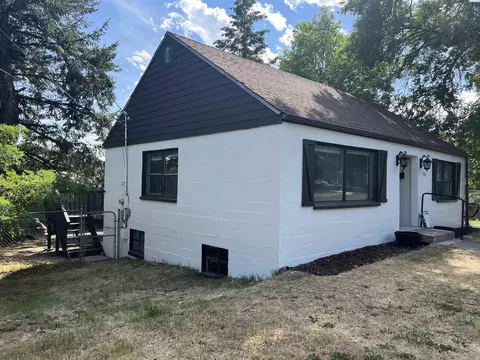 565 NW Cleveland, Pullman, WA 99163 photo 3