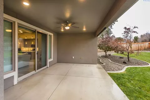 1002 Christopher Ln, Pasco, WA 99301 photo 21