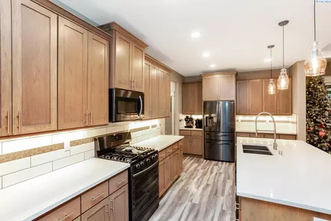 1002 Christopher Ln, Pasco, WA 99301 photo 9
