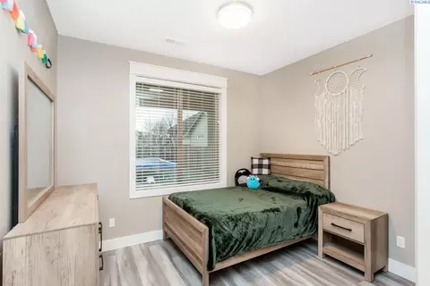1002 Christopher Ln, Pasco, WA 99301 photo 15