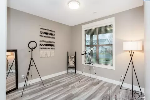 1002 Christopher Ln, Pasco, WA 99301 photo 18