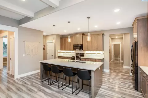 1002 Christopher Ln, Pasco, WA 99301 photo 7