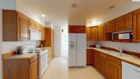 1355 SE Cougar Ct, Pullman, WA 99163 photo 11