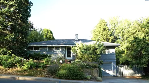 1440 Hall Dr, Pullman, WA 99163 photo 3