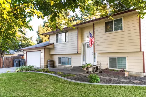 5405 W Melville, Pasco, WA 99301 photo 2