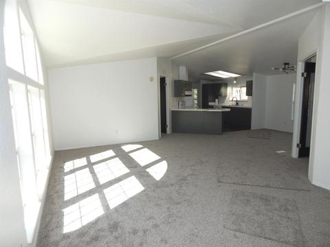 2116 E Adelia St, Pasco, WA 99301 photo 5
