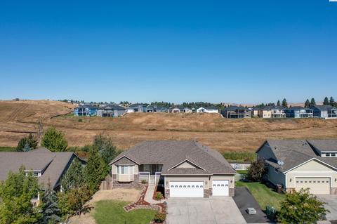 820 SW Center St, Pullman, WA 99163 photo 3