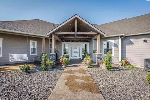 641 Decker Rd, Pasco, WA 99301 photo 2