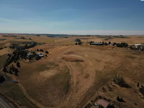 1303 Sunshine Rd, Pullman, WA 99163 photo 1