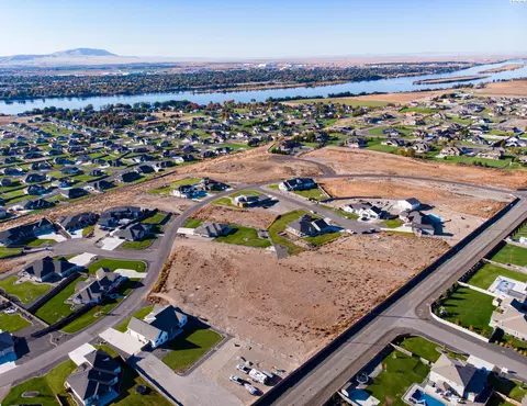 7032 Eagle Crest Dr, Pasco, WA 99301 photo 5