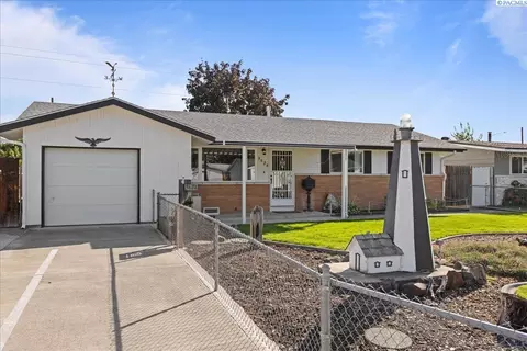 3628 W Ruby, Pasco, WA 99301 photo 2