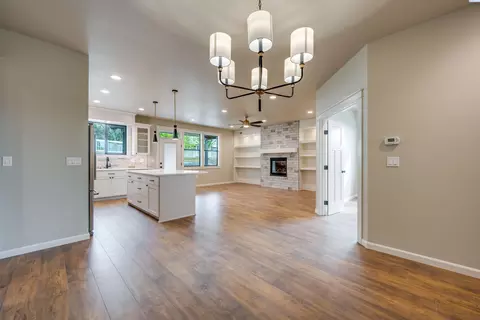 570 SW Waha Ct, Pullman, WA 99163 photo 5