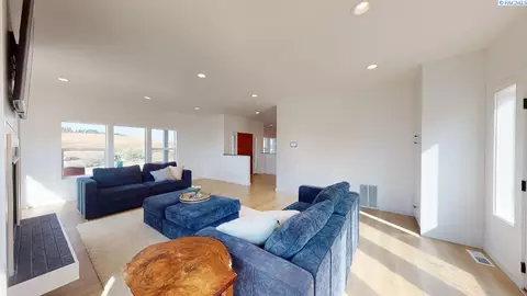 1135 NW Marshland St, Pullman, WA 99163 photo 6