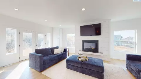 1135 NW Marshland St, Pullman, WA 99163 photo 3