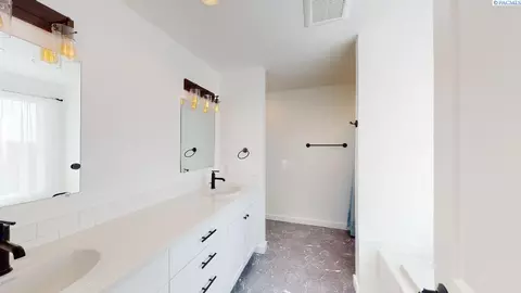 1135 NW Marshland St, Pullman, WA 99163 photo 25