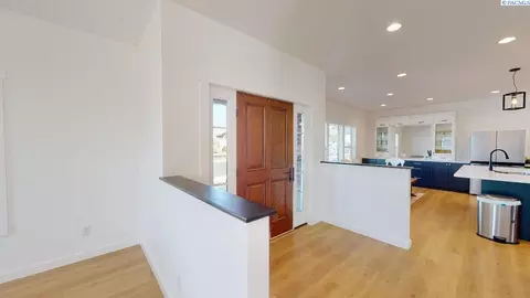 1135 NW Marshland St, Pullman, WA 99163 photo 2