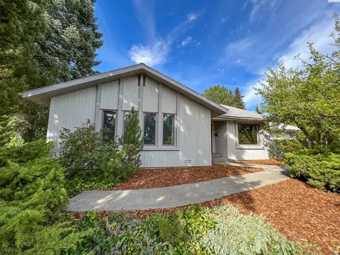 1465 NW Orion St, Pullman, WA 99163 photo 2