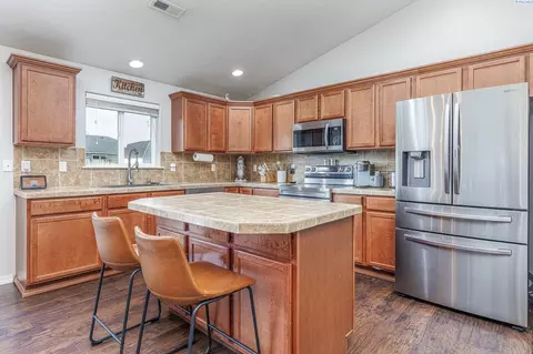 6218 Robert Wayne Dr, Pasco, WA 99301 photo 9