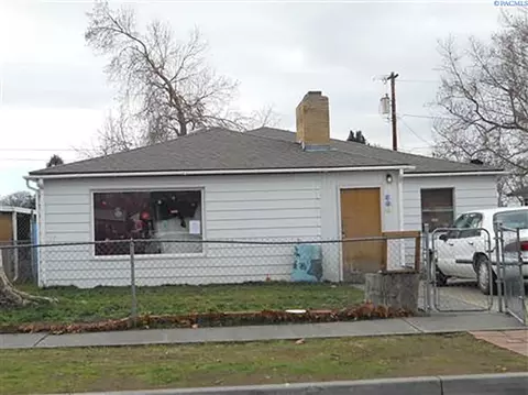 308 N 12th Ave, Pasco, WA 99301 photo 1