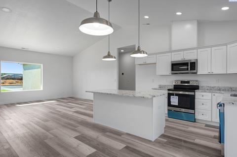 3223 E Helena, Pasco, WA 99301 photo 6