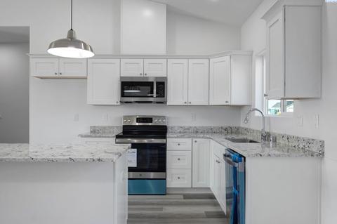 3223 E Helena, Pasco, WA 99301 photo 7