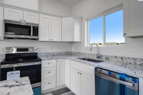 3223 E Helena, Pasco, WA 99301 photo 8